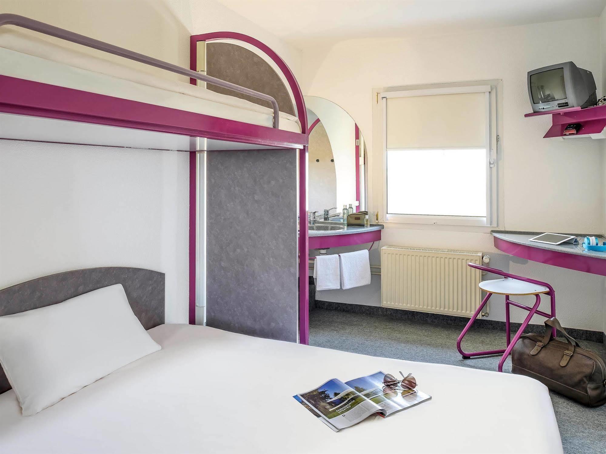 ホテルIbis Budget Berlin ヘニッヒスドルフ エクステリア 写真